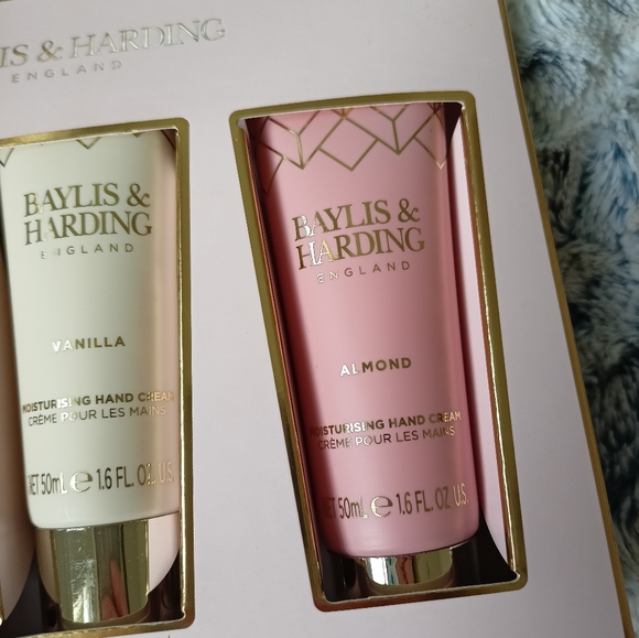 🌷3/15🌷 Baylis & Harding handcrème gift set - Picture 2 of 5